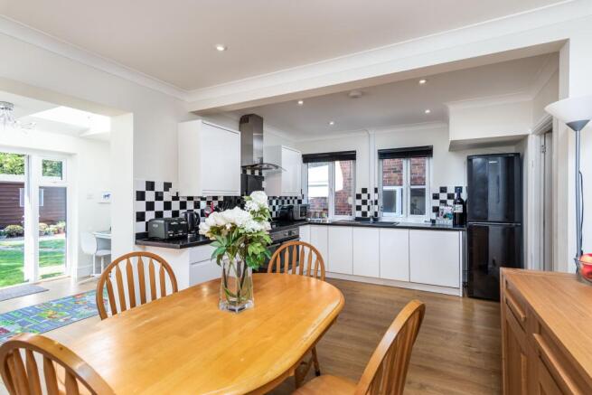 Kitchen/breakfast ro