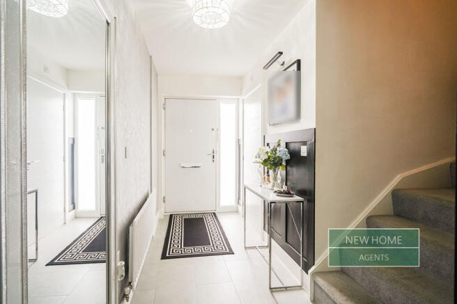 4 bed Detached for sale Image 11
