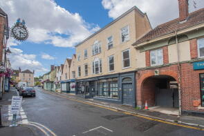 Flat 2, 1, High Street, Wotton-under-edge GL12 7DE