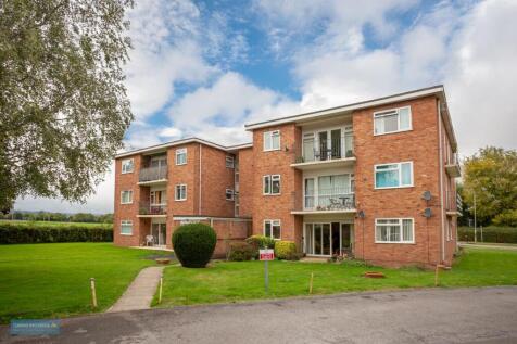 Ferndown Close, Blythe Court Ferndown Close, TA1