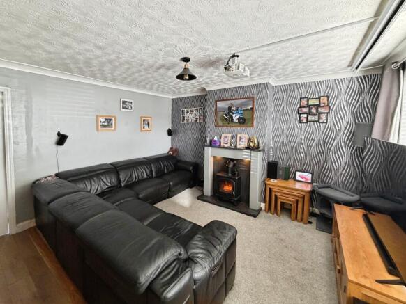 3 bed Terraced for sale Image 5