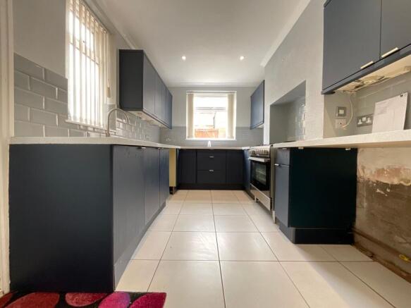 2 bed Terraced for sale Image 4