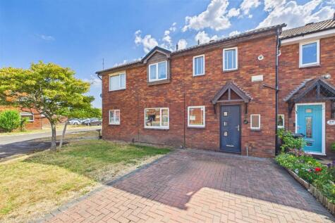 Extended home with spacious living accommodation