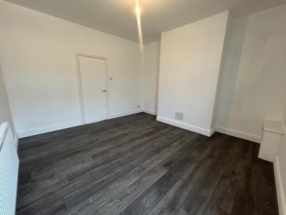 3 bed Terraced for sale Image 6