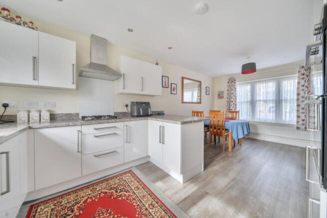 Groundstone Way, Corsham photo 4