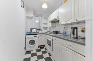 Flat 49, Sherborne Court, Elmers End Road, Penge, London SE20 7SL