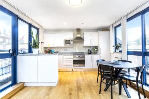 16, Masons Yard, London EC1V 8DX