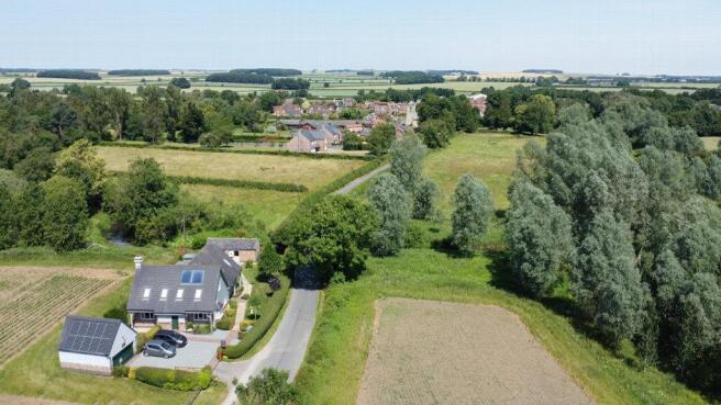 4 bed Detached for sale Image 7