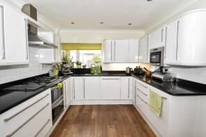 49, Potters Way, Salisbury SP1 1PX