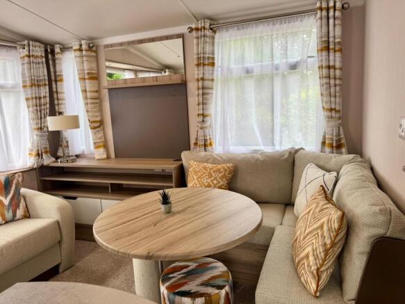 2 bed Caravan for sale Image 5