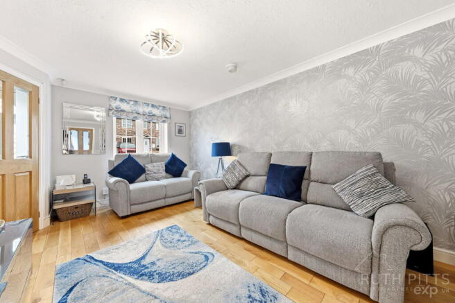 2 bed Town House for sale Image 8