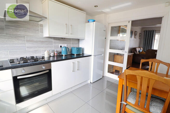 2 bed Detached Bungalow for sale Image 6