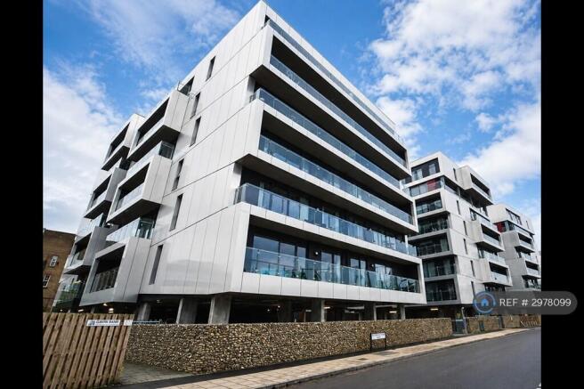 Apartment Frontage