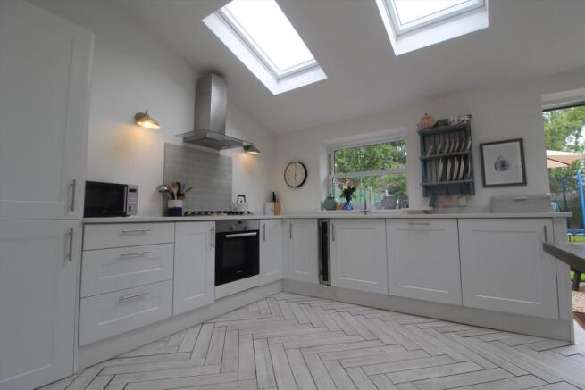 Kitchen 4