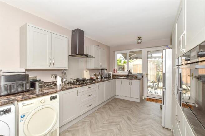 Kitchen /Breakfast Room