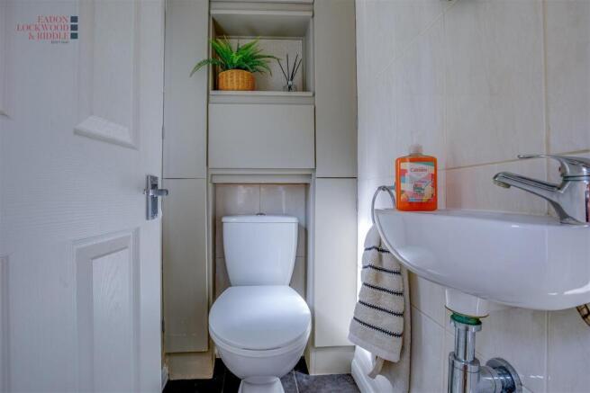 3 bed Semi-Detached for sale Image 8