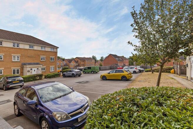 2 bed Flat for sale Image 10
