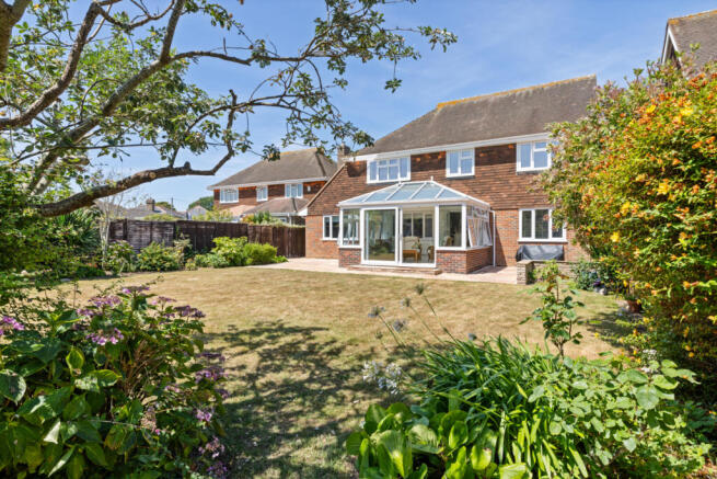 Craigweil Lane, Aldwick, West Sussex photo 4