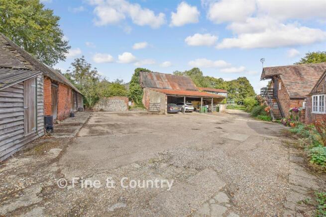 Driveway/Parking