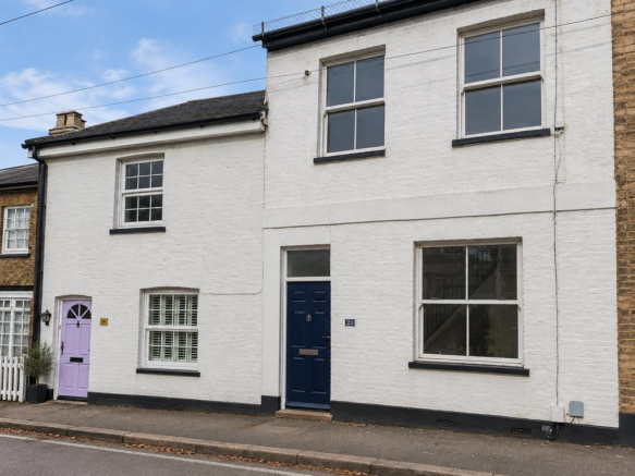Middle Road Exterior.png