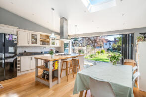 9, Ashwater Road, London SE12 0LB
