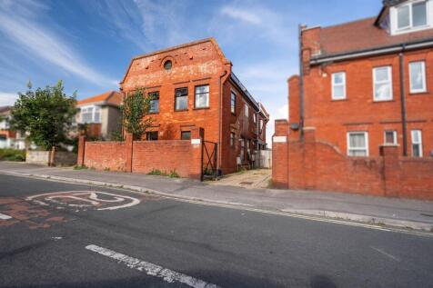 Irving Road, Southbourne, Bournemouth, BH6 5BL