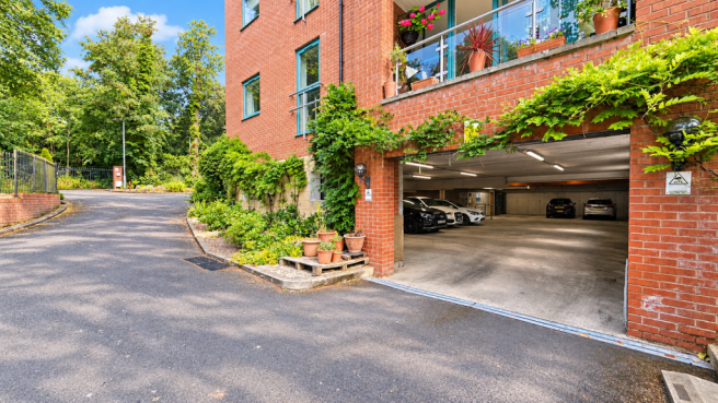 Apt 1 Palmerstone Court, Bolton