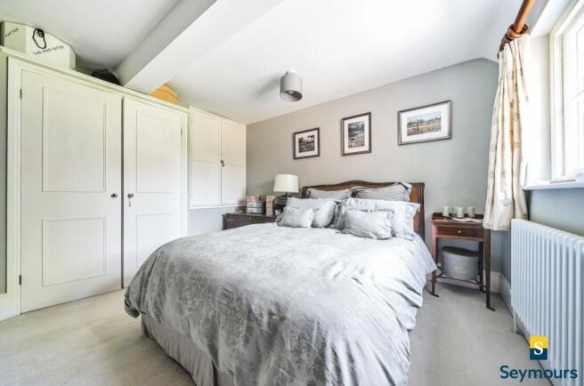 Bed 2 Storage