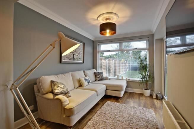 Sitting Room Area