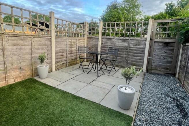 GARDEN.jpg