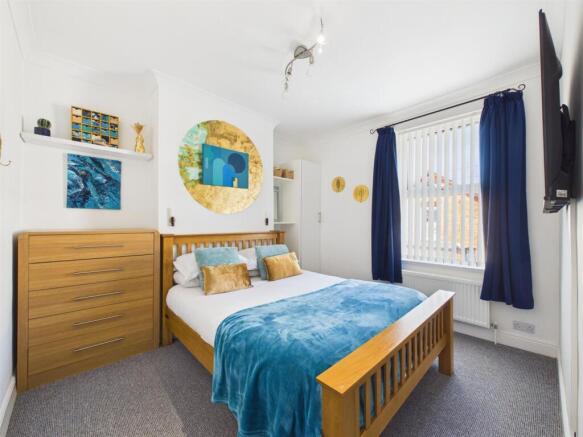 3 bed Terraced for sale Image 8