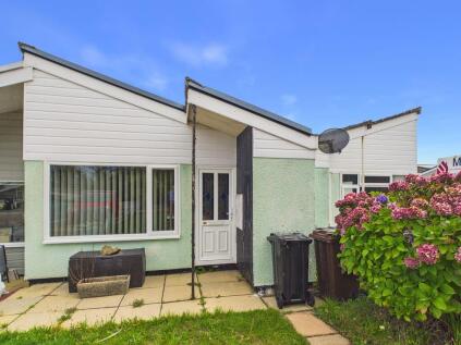 Mount Hawke, Truro - Terraced bungalow