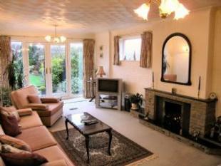 Wicks Crescent...