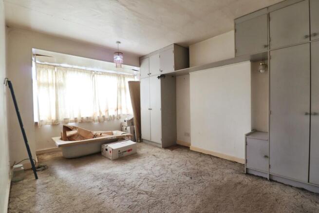 3 bed Semi-Detached for sale Image 10