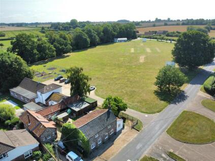 Mill Street, Bradenham
