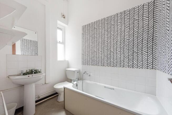 4 bed Terraced for sale Image 10