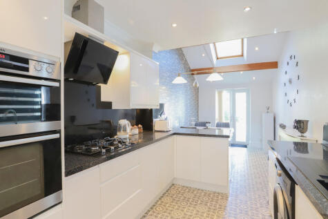 Cleator Avenue, Blackpool, FY2