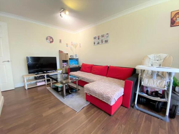 Lounge 2.jpg
