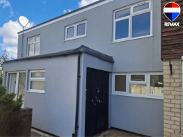 32, Ravenscroft Close, Canning Town, London E16 4AB