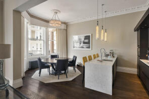 Flat 2, 37, De Vere Gardens, London W8 5AW