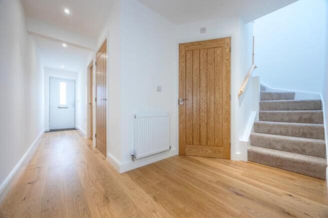 2 bed Town House for sale Image 11