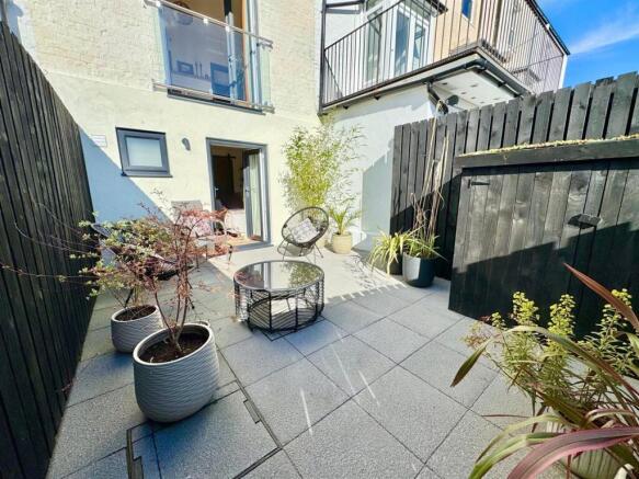 PHOTO-2025-04-07-20-10-49 (11).jpg