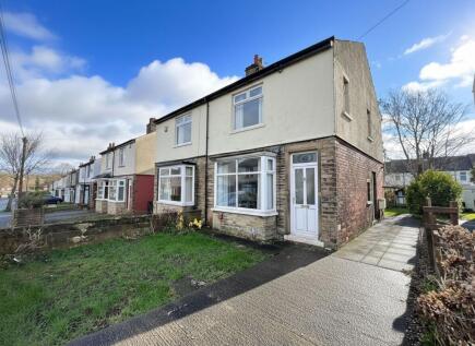 Rowlands Avenue, Huddersfield, HD5