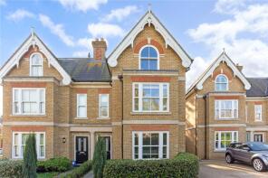 20, Kensington Mews, Windsor SL4 3FA