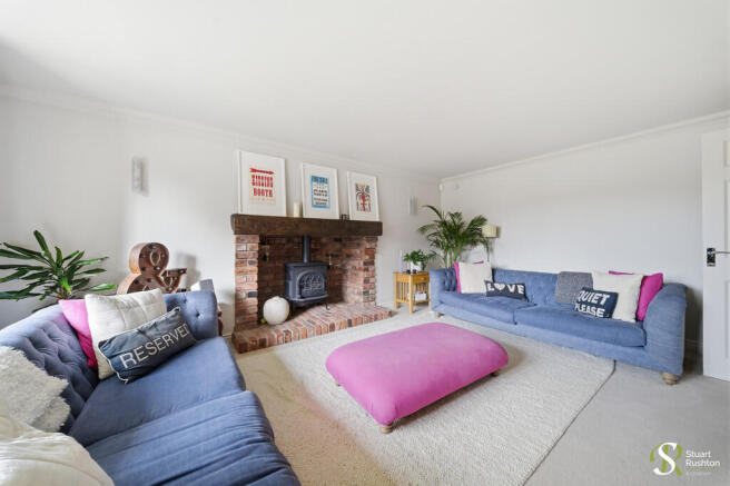 34 Aylesby Close,...