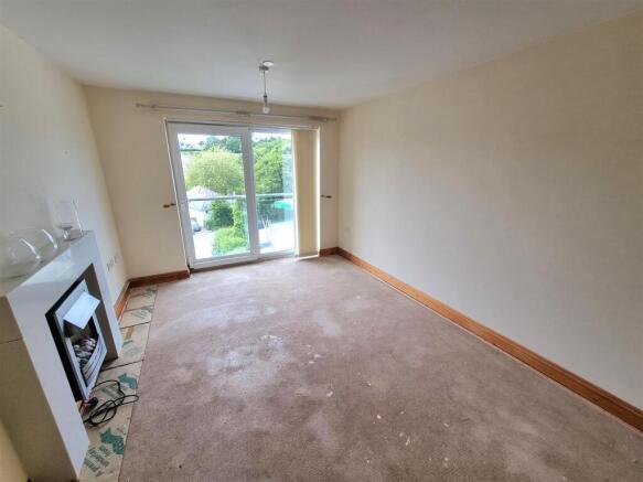 Sitting room.jpg