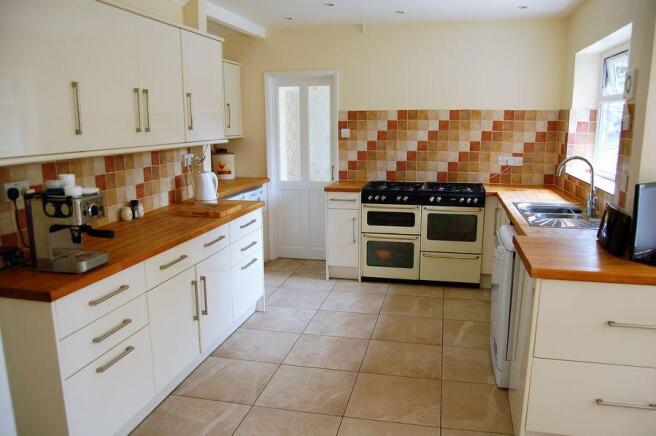 KITCHEN/BREAKFAST/FAMILY ROOM