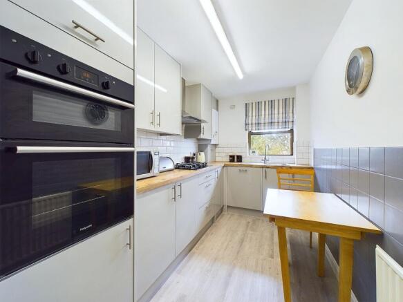 CAM01909G0-PR0168-STILL001