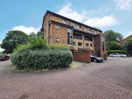 Flat 12, 1538 Acorn Court, Bristol Road South, Longbridge, Birmingham B45 9TY