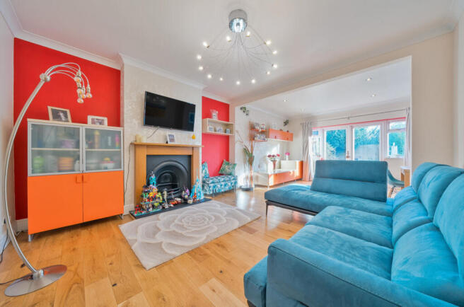 1401206-7-696f5ca...